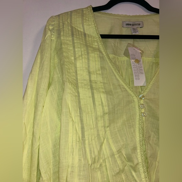 NWT Urban Outfitters Janie Puff Sleeve Blouse, XL - Picture 9 of 10